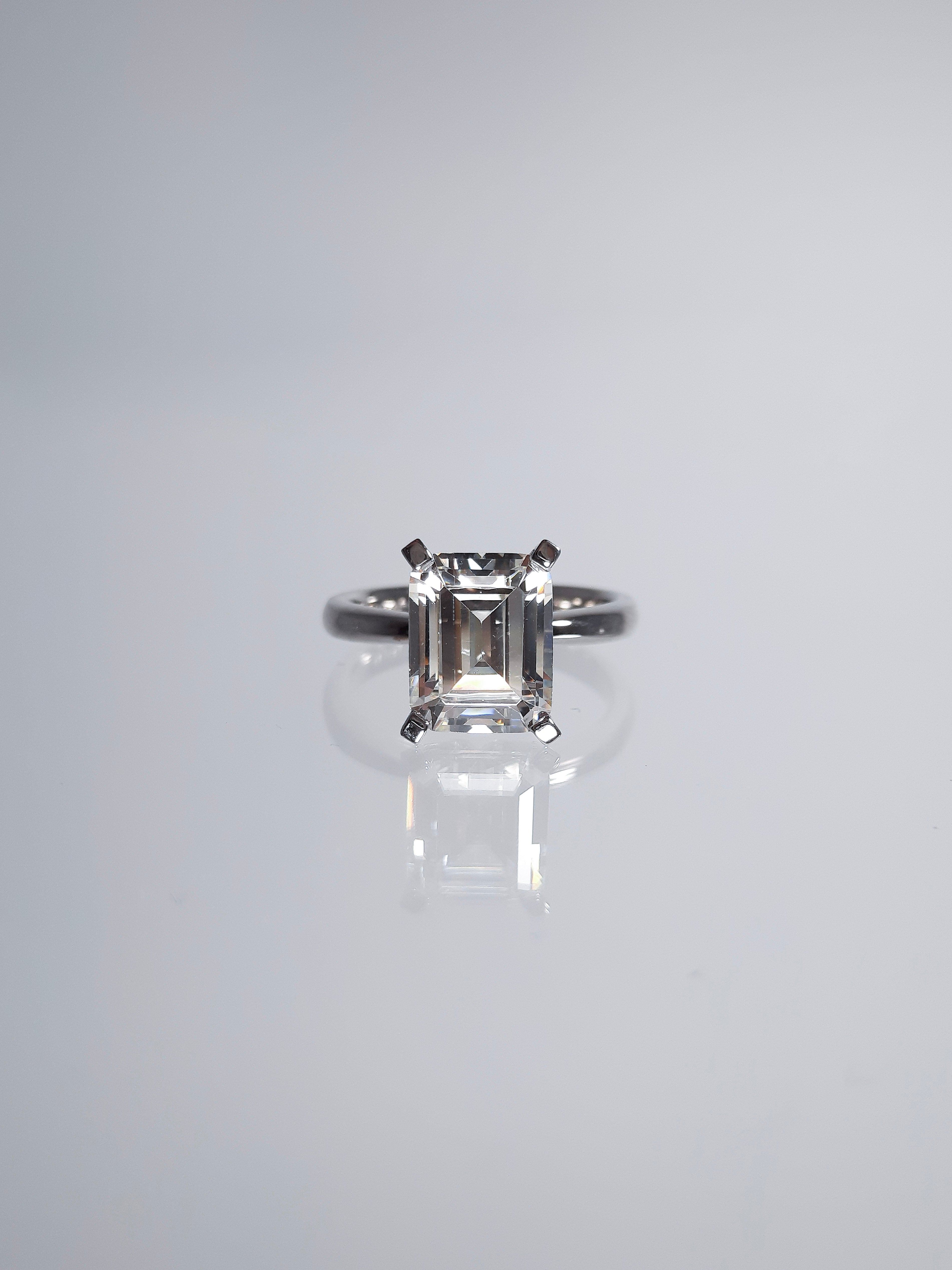 ZANA SOLITAIRE RING