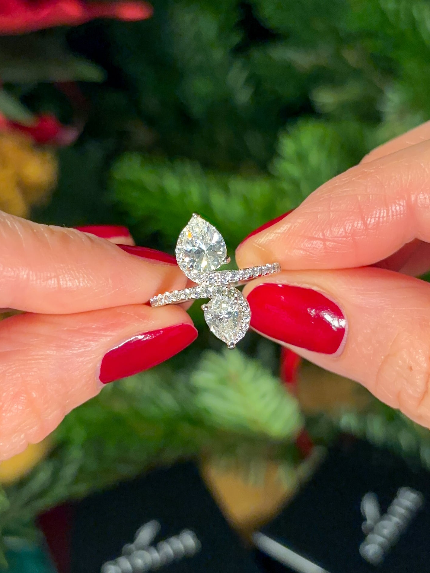 BELIRE STATEMENT RING